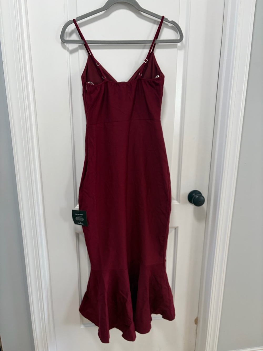 Lulus Stun Like Me NWT‎ size Small Wine Red Bodycon Trumpet Hem Midi Dress - Picture 11 of 12